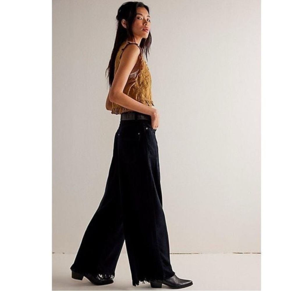 Free People Old West Slouchy Jeans in Blue Black Size 31 NWT - Picture 6 of 15